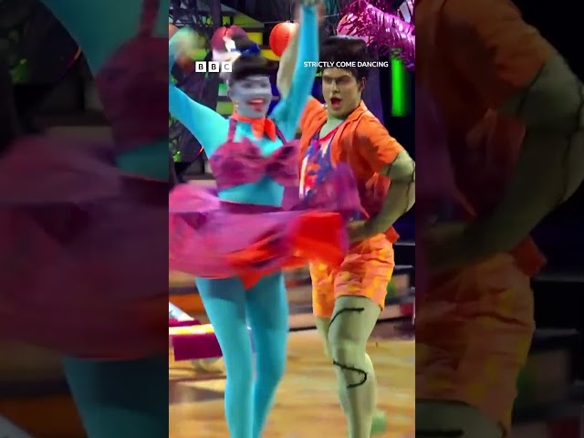 ⁣Tasha and Aljaz's Halloween Samba