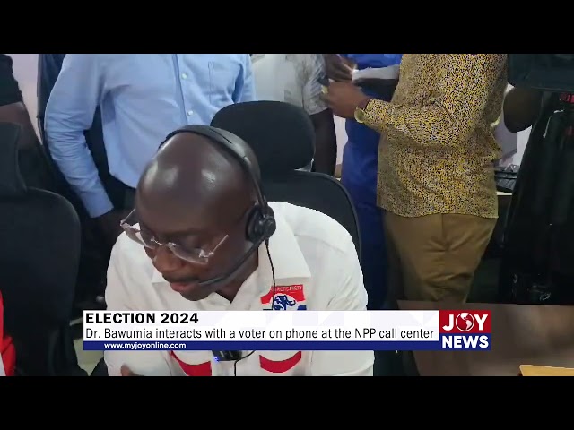 ⁣Election 2024: Dr. Bawumia interacts with a voter on phone at the NPP call center.