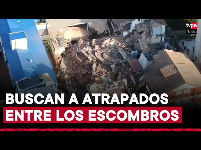 ⁣Argentina: edificio de diez pisos se desploma con casi una docena de personas en su interior