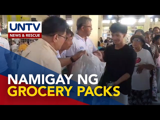 ⁣Ilang biktima ng bagyong ‘Kristine’ sa CamSur nabigyan ng libreng grocery at medical checkup ng MCGI