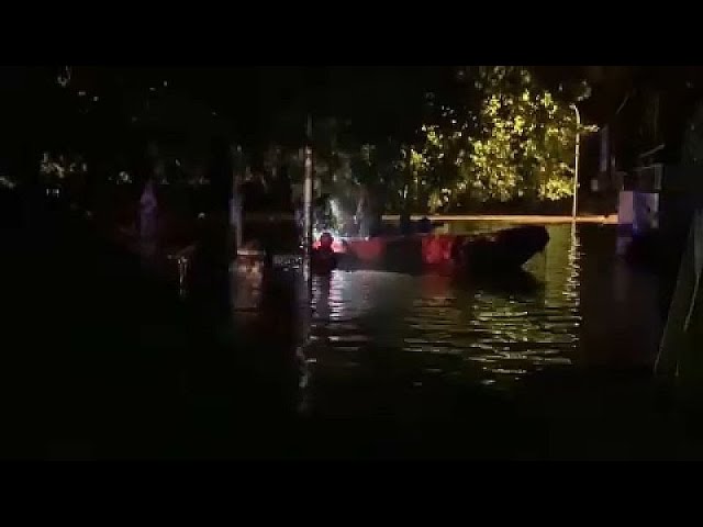 ⁣Près d'une centaine de morts dans des inondations dévastatrices en Espagne