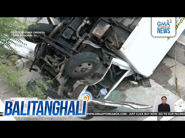 ⁣Closed van, nahulog at bumaligtad matapos makabanggaan ang isang motorsiklo... | Balitanghali