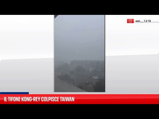 ⁣Il tifone Kong-rey colpisce Taiwan