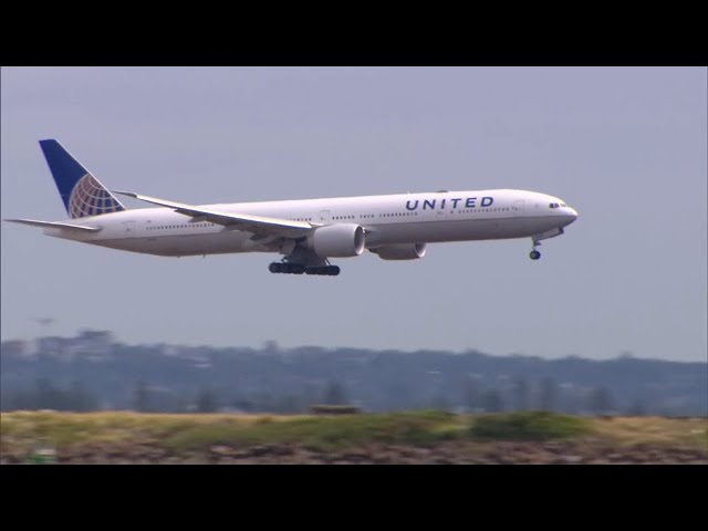 ⁣Deaf and non-verbal man viciously attacked on United flight