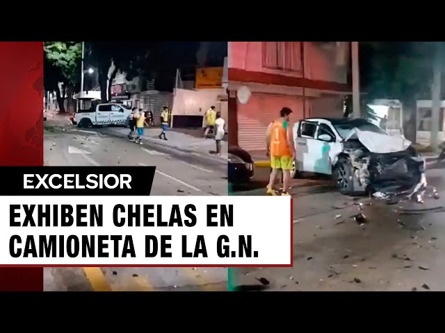 ⁣Camioneta de la Guardia Nacional ligada a choque; exhiben chelas