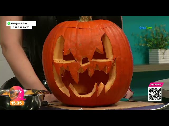 ⁣El chef Ivan García aplica una técnica para realizar una calabaza decorativa.