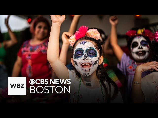 ⁣Weekend To Do List: Celebrating the holidays and Día de los Muertos