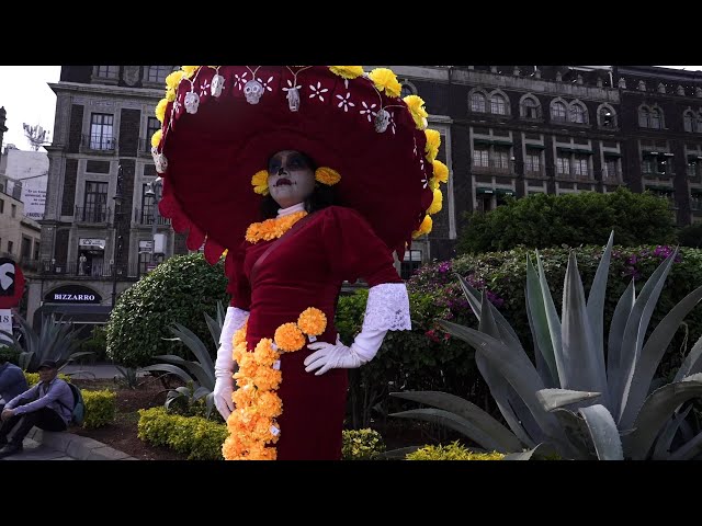 ⁣Day of the Dead holiday brings in tourism to Mexico