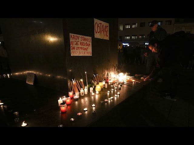 ⁣Vigil takes place in Serbia for 14 victims of Novi Sad train station roof collapse