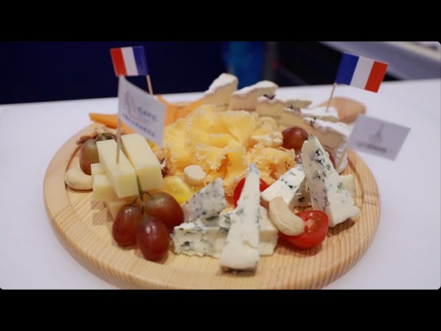 ⁣Les fromages français aux tables chinoises