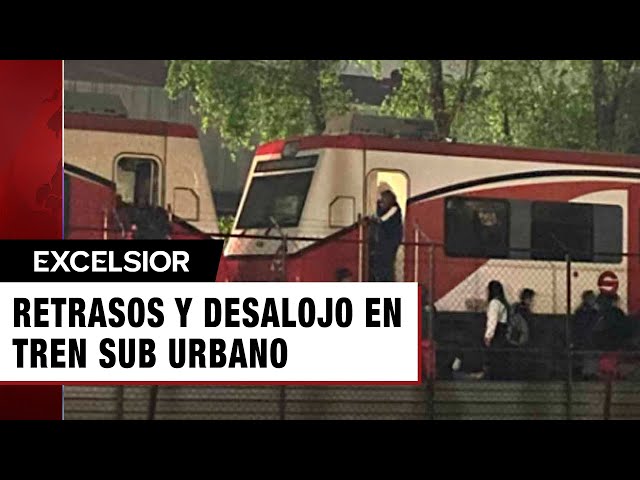 ⁣Falla eléctrica en el Tren Suburbano causa retrasos y desalojo de pasajeros