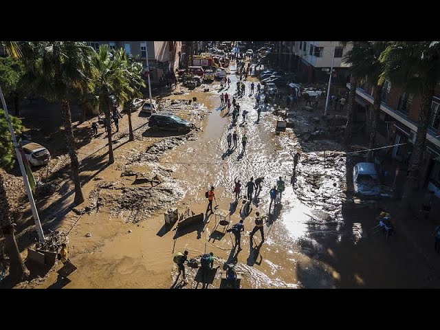 ⁣Le Premier ministre espagnol demande l'aide de l'UE face aux inondations