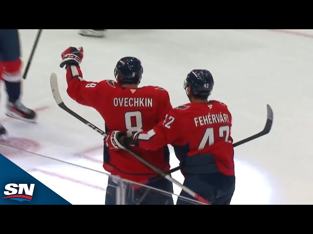 ⁣Capitals' Alex Ovechkin, Nic Dowd Find Back Of The Net For Two Goals In 24 Seconds