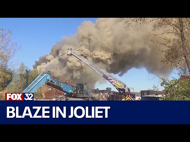 ⁣Massive Joliet scrapyard fire extinguished after more than 20 hours