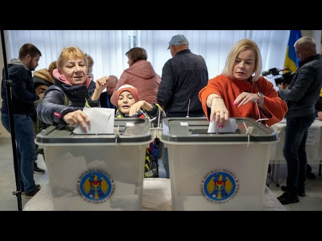 ⁣Polls open in Moldova's presidential run-off against backdrop of voter fraud concerns