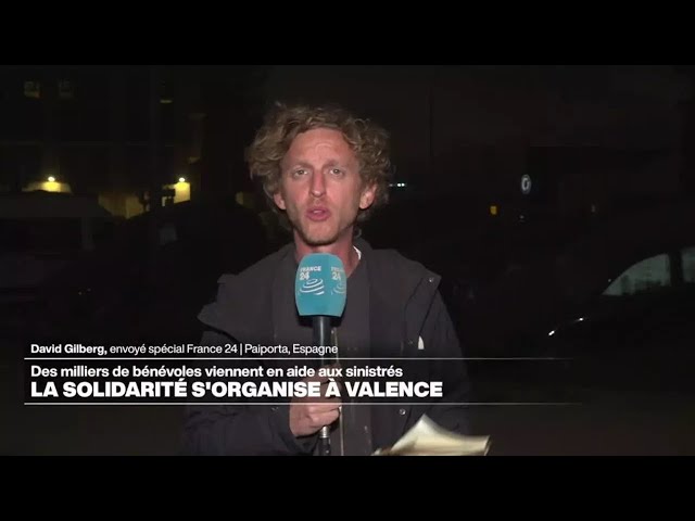 ⁣Des milliers de bénévoles sont venus aider les sinistrés de Valence • FRANCE 24