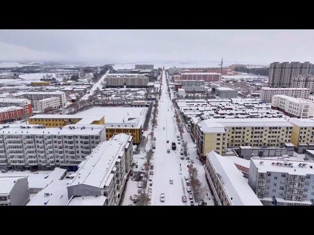 ⁣Snowfall hits northeast China amid cold wave