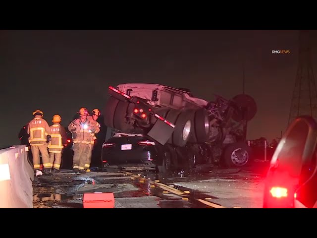 ⁣Both sides of 110 Freeway in South L.A. closed after deadly tanker truck crash