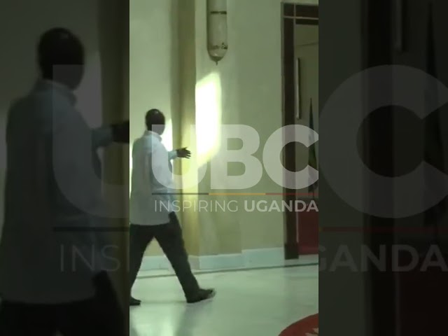 ⁣MUSEVENI & FORMER KENYA PRESIDENT KENYATTA AT STATE HOUSE