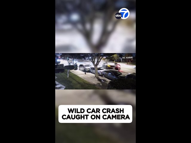 ⁣Driver slams into several parked cars in wild Anaheim crash