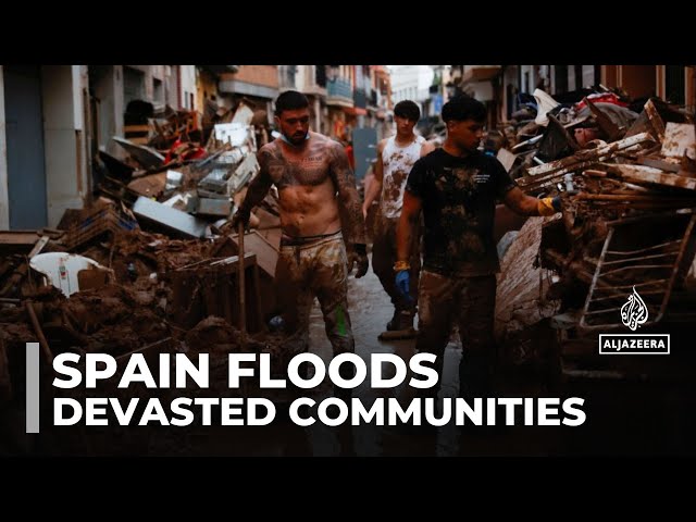 ⁣Heavy rains in Spain’s Barcelona amid search for flood victims in Valencia