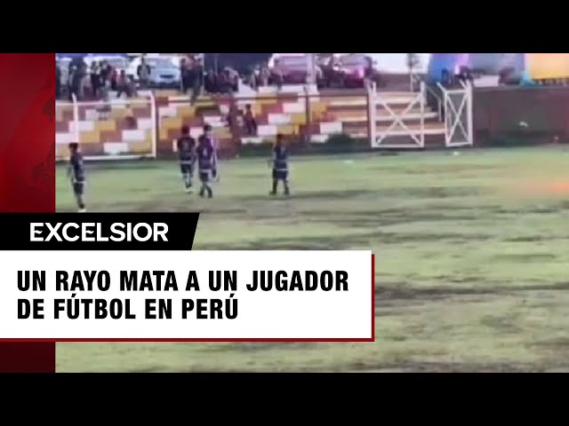 ⁣Muere futbolista en Perú tras rayo en pleno partido