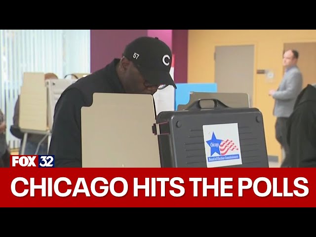 ⁣Mayor Brandon Johnson among Chicago voters casting ballots on Election Day