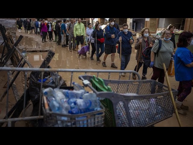 ⁣Inondations en Espagne : Pedro Sanchez annonce un plan d'aide de plus de 10 milliards d'eu