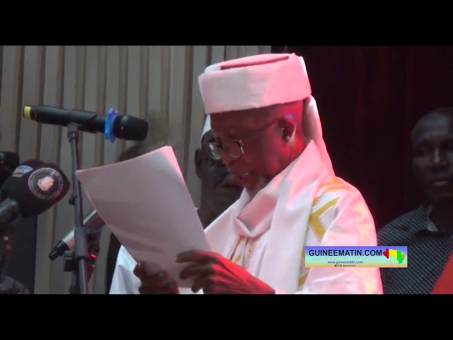 ⁣Symposium du Kountigui à Conakry : Elhadj Mansour Fadiga prie pour le repos d'Elhadj Sekhouna S