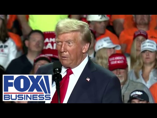 ⁣Trump will be 'explosive with economic growth,' economist says