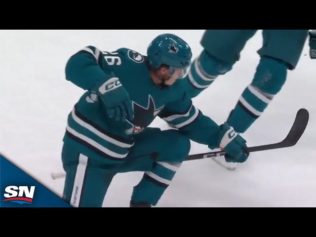 ⁣Sharks' Jack Thompson Caps Off Slick Passing Play For First NHL Goal