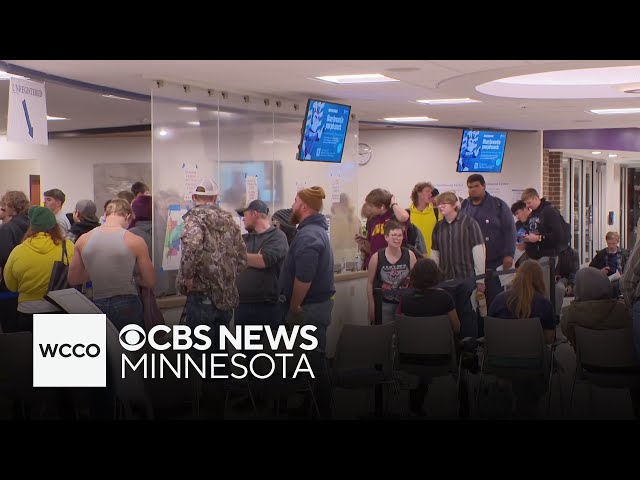 ⁣University of Wisconsin-Stout students face long lines to vote on Election Day