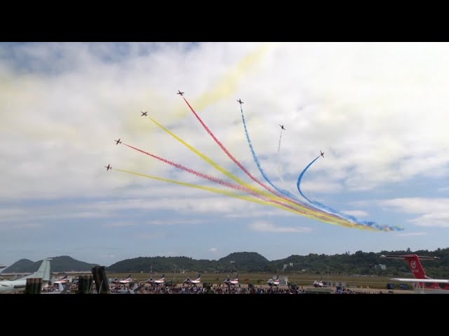 ⁣China's Red Falcon air demonstration team arrives for Zhuhai air show