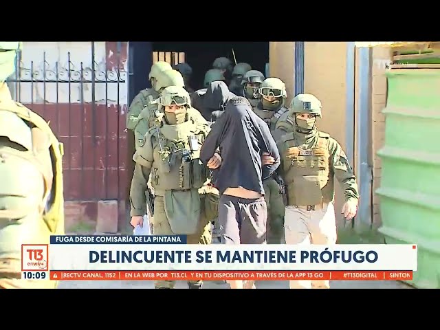 ⁣Cámaras captaron momento en el que miembros de peligrosa banda se fugaron desde una comisaría