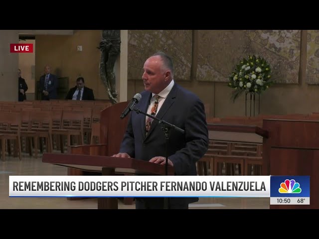 ⁣Mike Scioscia shares candid moments he had with Fernando Valenzuela