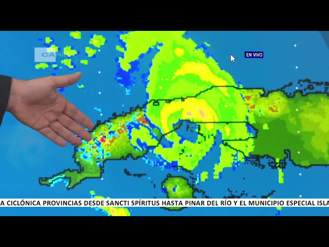 Cuba: A esta hora, toca tierra el Huracán Rafael (4:20pm)