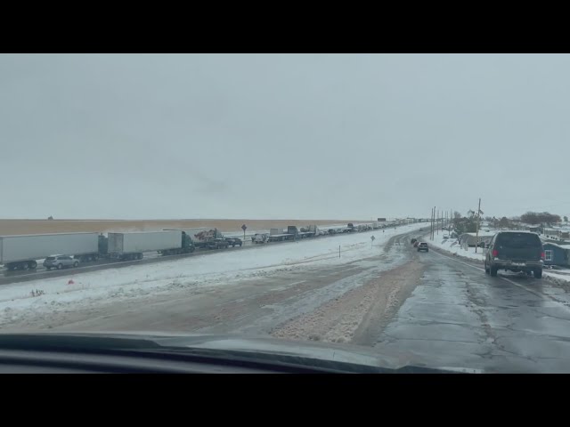 ⁣Closure of I-70 in Eastern Plains causes mass traffic