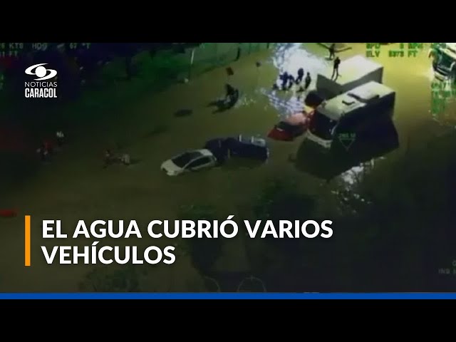 ⁣Colapso en autopista Norte de Bogotá: video muestra la gravedad de las inundaciones