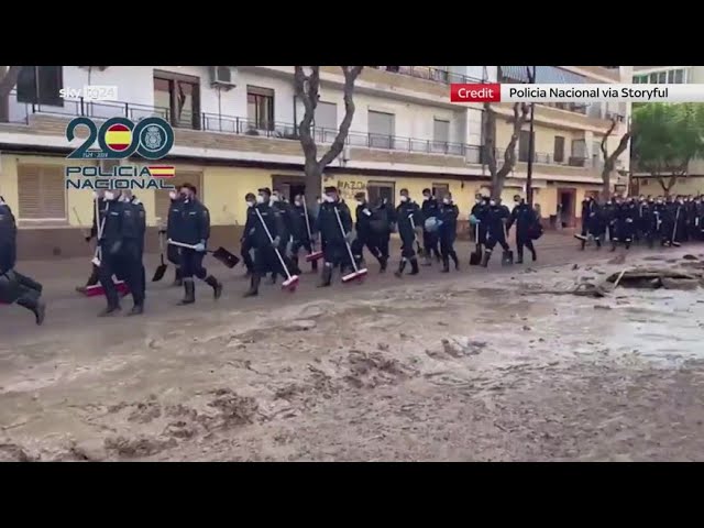 ⁣Alluvione Valencia, quasi mille poliziotti cadetti in aiuto