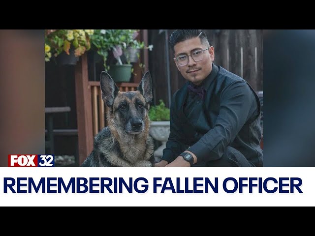 ⁣Remembering fallen Chicago police officer Enrique Martinez