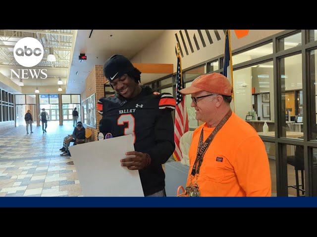 ⁣High school students surprise beloved teachers with jerseys