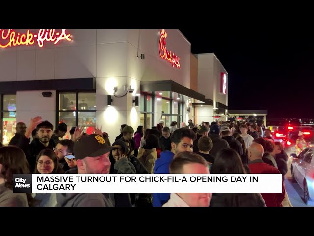 ⁣Massive turnout for Chick-fil-A opening day in Calgary