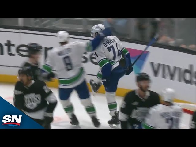 ⁣Canucks' Jake DeBrusk Shows Patience, Scores Third Goal In Three Games