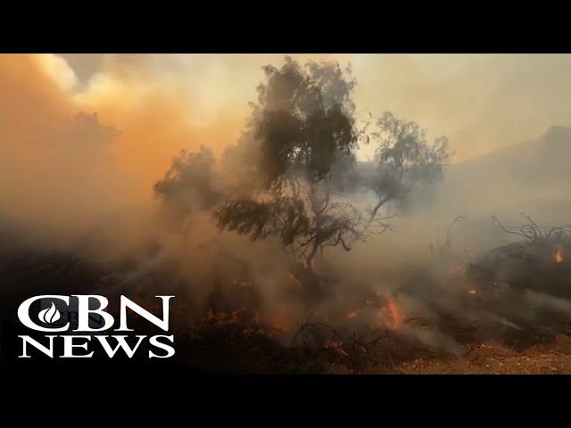 ⁣Southern California's Fast-Moving Mountain Fire Out of Control