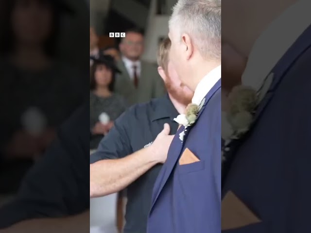 ⁣This father of the bride forgot something important...