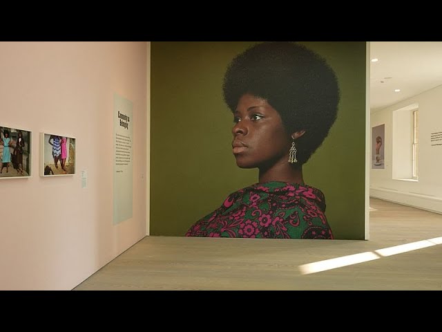 ⁣Galería Saatchi: vidas negras, cambio climático y comunidad en tres impactantes exposiciones