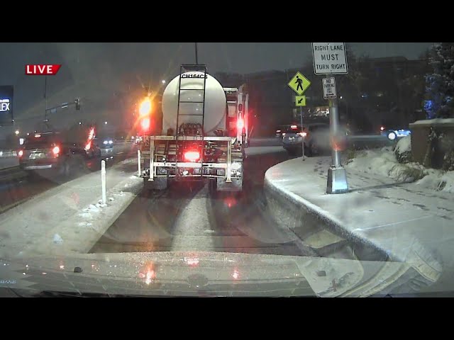 ⁣Denver deploys snow plows overnight