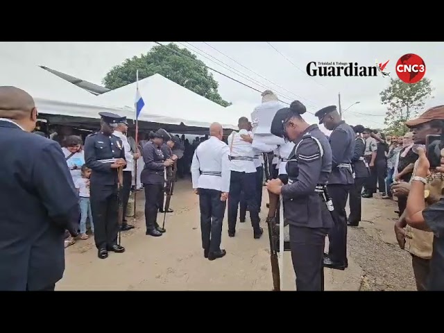 ⁣Honour guard carries PC Banahar home one last time