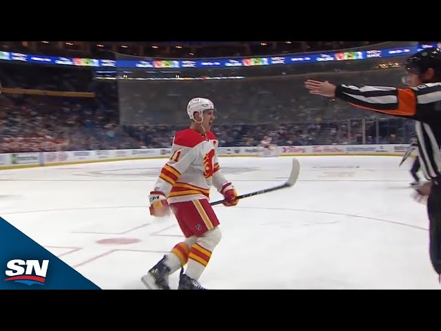 ⁣Flames' Mikael Backlund Goes Bar Down To Score vs. Sabres