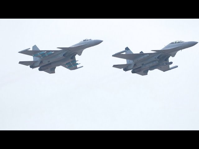 ⁣Chinese fighter jets undergo adaptive training for Zhuhai Airshow